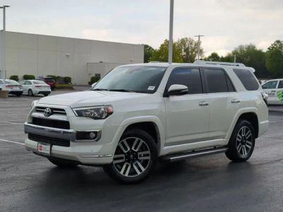 2020 Toyota 4Runner - Photo 2