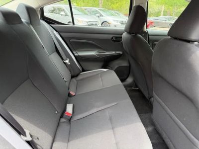2025 Nissan Versa — photo 7 view