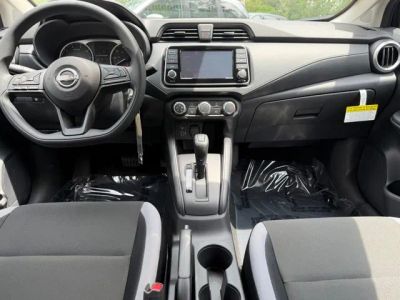 2025 Nissan Versa — photo 11 view