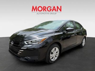 2025 Nissan Versa — side profile view