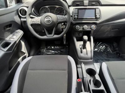 2025 Nissan Versa — photo 12 view