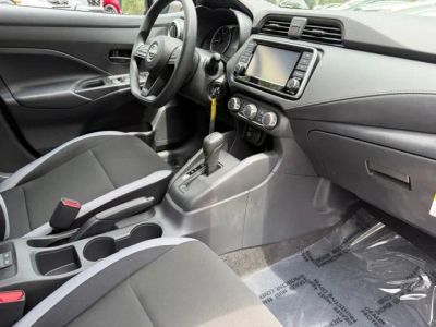 2025 Nissan Versa — photo 9 view