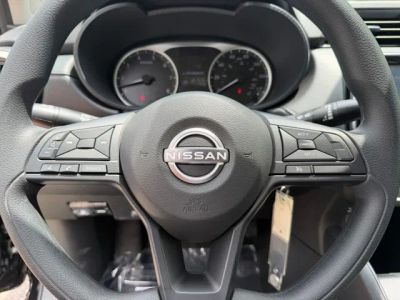 2025 Nissan Versa — photo 17 view