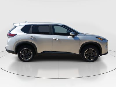 2024 Nissan Rogue - Photo 8