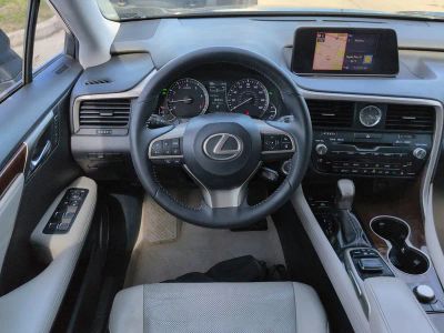 2016 Lexus RX — photo 16 view