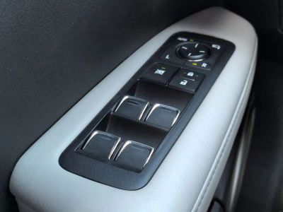2016 Lexus RX — photo 26 view