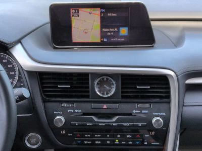 2016 Lexus RX — photo 18 view