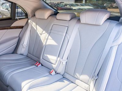 2017 Mercedes-Benz S-Class - Photo 17
