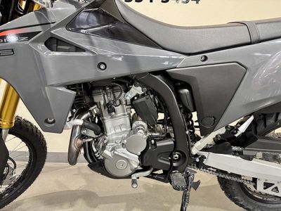 2025 Suzuki DR-Z4S - Photo 15