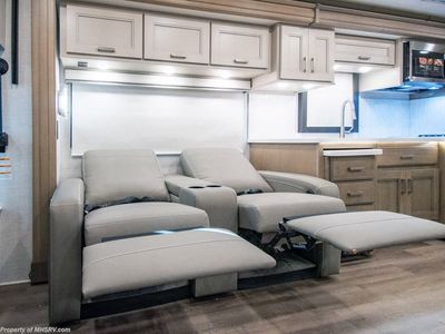 2026 Thor Motor Coach Riviera - Photo 14