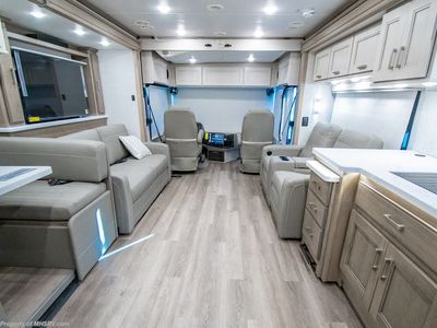 2026 Thor Motor Coach Riviera - Photo 3