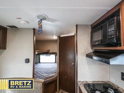2017 Keystone RV Hideout Single Axle - Photo 12