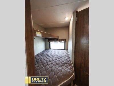2017 Keystone RV Hideout Single Axle - Photo 15