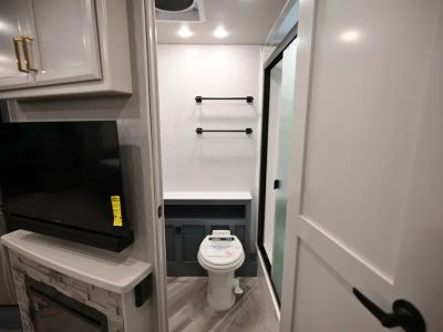 2026 Fleetwood BOUNDER — photo 18 view