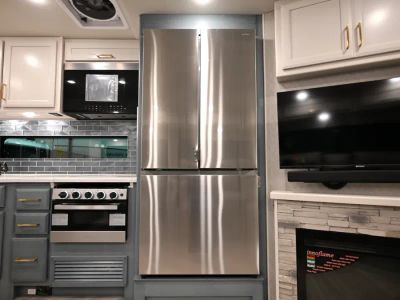 2026 Fleetwood BOUNDER — photo 13 view