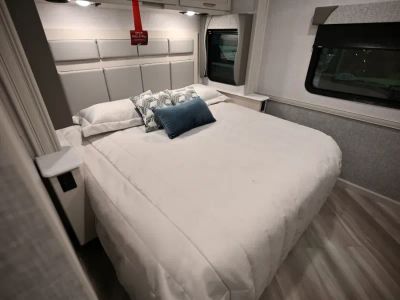 2026 Fleetwood BOUNDER — photo 29 view