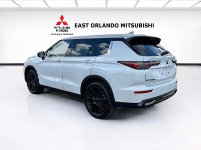 2026 Mitsubishi Outlander — rear three-quarter view