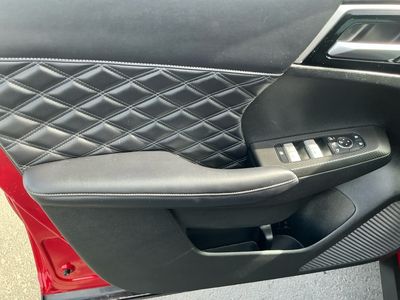 2023 Mitsubishi Outlander — photo 15 view
