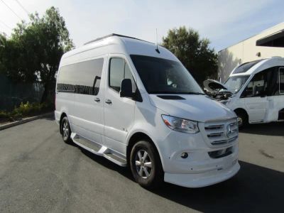 2023 Midwest Automotive Designs LUXE CRUISER - Photo 1