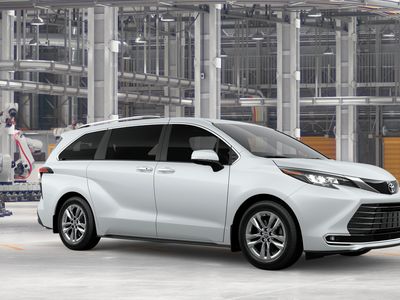 2026 Toyota Sienna — photo 14 view