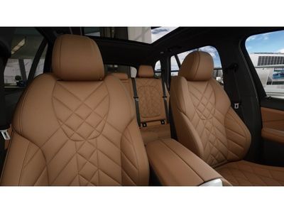 2026 BMW X5 — photo 11 view
