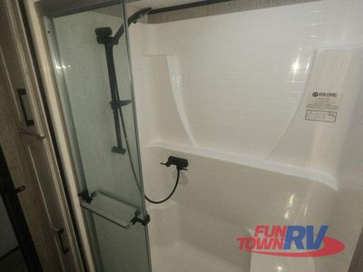 2023 KZ Durango - Photo 43