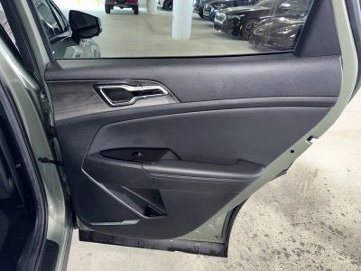 2023 Kia Sportage — photo 11 view