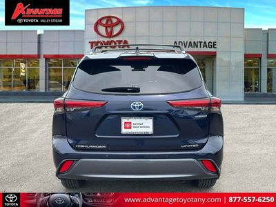 2023 Toyota Highlander Hybrid — photo 8 view