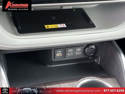 2023 Toyota Highlander Hybrid — photo 36 view
