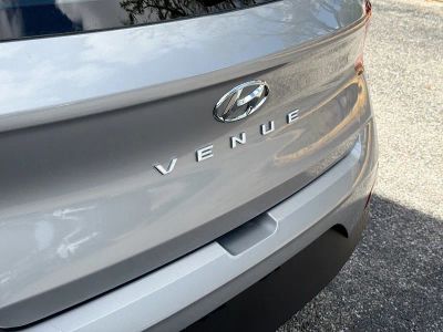 2026 Hyundai VENUE — photo 11 view