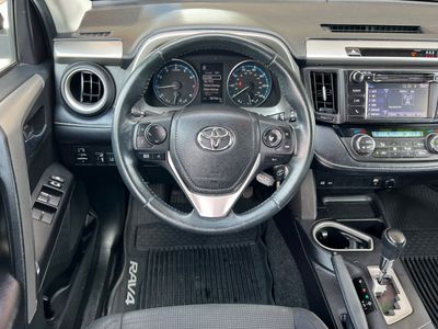 2018 Toyota RAV4 - Photo 5