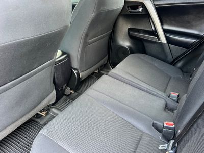 2018 Toyota RAV4 - Photo 3