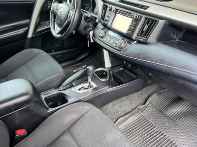 2018 Toyota RAV4 - Photo 7