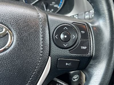2018 Toyota RAV4 - Photo 16