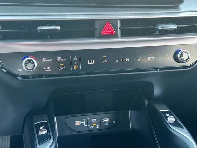 2026 Kia Sorento — photo 16 view