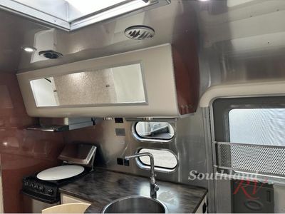 2019 Airstream International Serenity - Photo 12