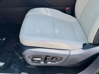 2024 Lexus RX — photo 16 view