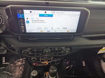 2026 Jeep Gladiator — photo 21 view