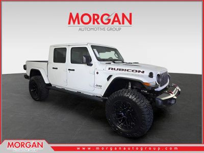 2026 Jeep Gladiator Rubicon in White/off-white — front three-quarter view