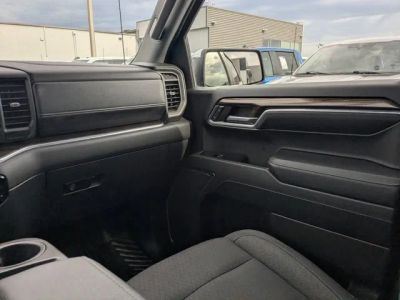 2023 Chevrolet Silverado 1500 — photo 15 view
