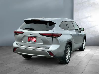 2024 Toyota Highlander - Photo 6