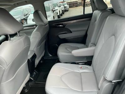2024 Toyota Highlander - Photo 16