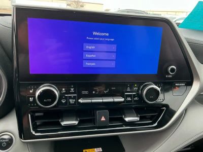 2024 Toyota Highlander - Photo 11