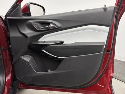 2025 Chevrolet Trax - Photo 29