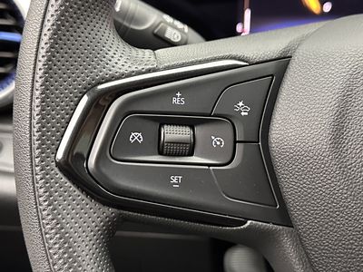 2025 Chevrolet Trax - Photo 18