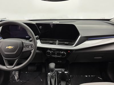 2025 Chevrolet Trax - Photo 24