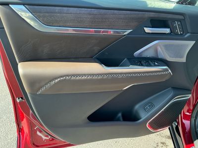 2026 GMC Acadia — photo 16 view