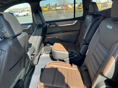 2026 GMC Acadia — photo 17 view