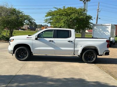 2024 Chevrolet Silverado 1500 — interior view