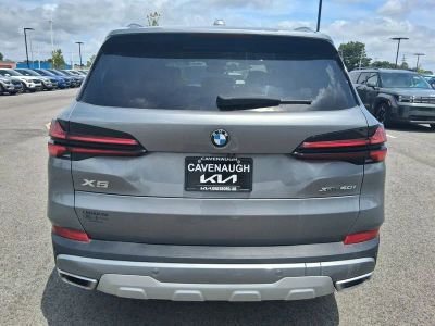 2025 BMW X5 — interior view